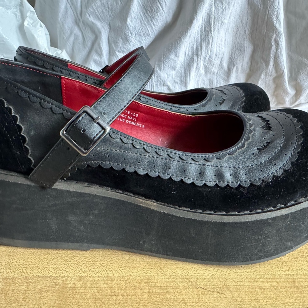 Demonia Women's Flatform Mary Jane Shoes - Picture 2 of 12